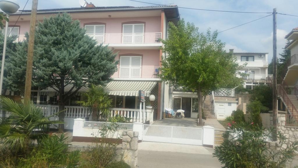 Apartmani Royal Zganec Crikvenica Zewnętrze zdjęcie