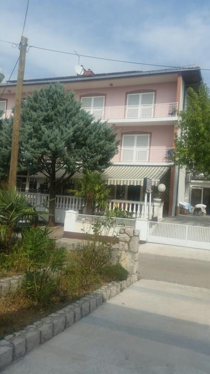 Apartmani Royal Zganec Crikvenica Zewnętrze zdjęcie